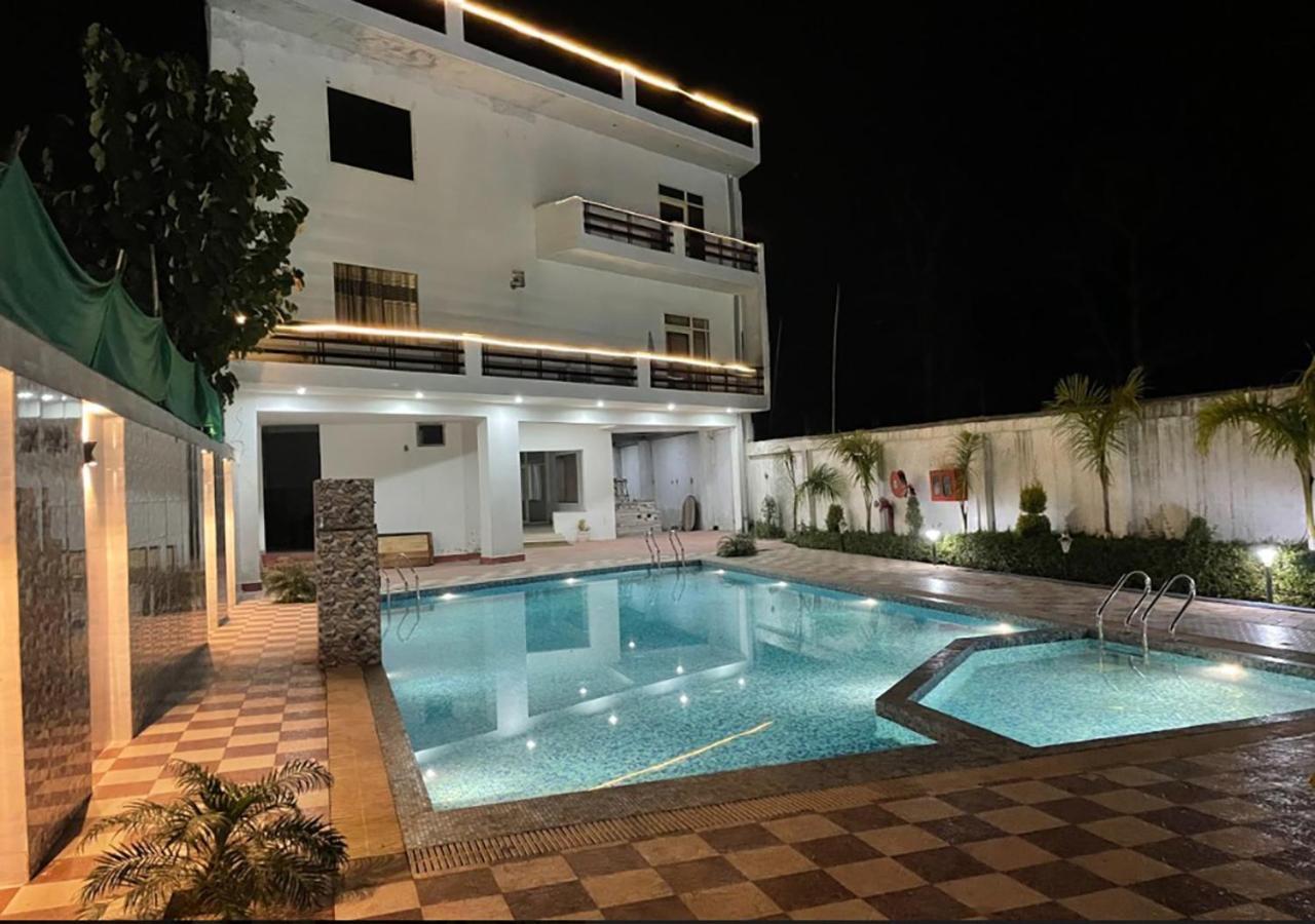 Sumedha G Village Resort And Spa Raiwala Exterior foto